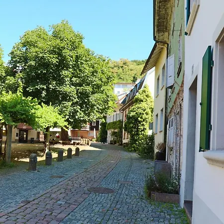 Loewe Gelb Tiengen Altstadt *